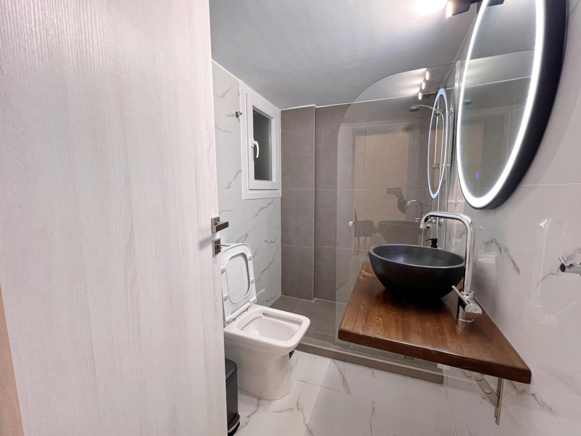 Apartment Wsd Amazing Luxury Boutique 2bd With Balcony