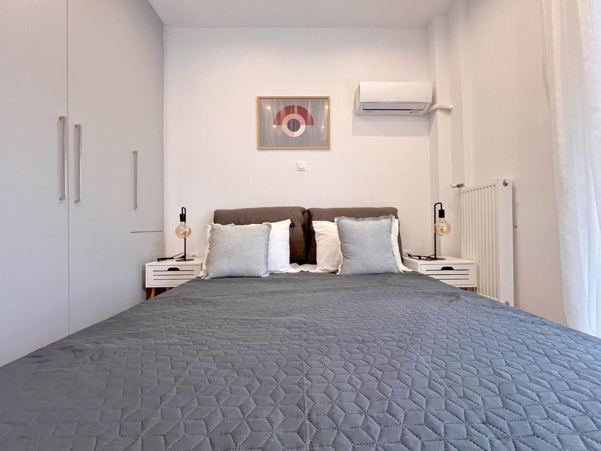Wsd Amazing Luxury Boutique 2bd With Balcony Piraeus