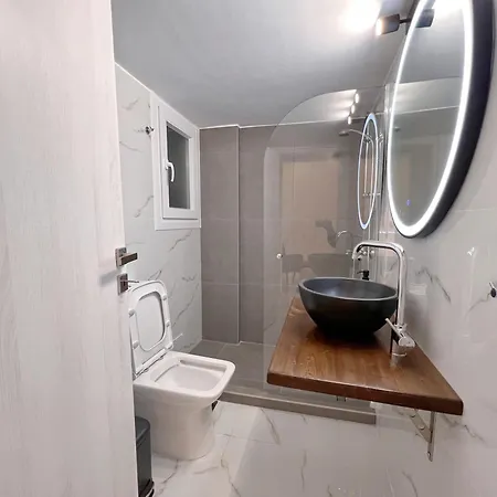 Wsd Piraeus Amazing Luxury Boutique 2Bd Apartment With Balcony Exterior photo