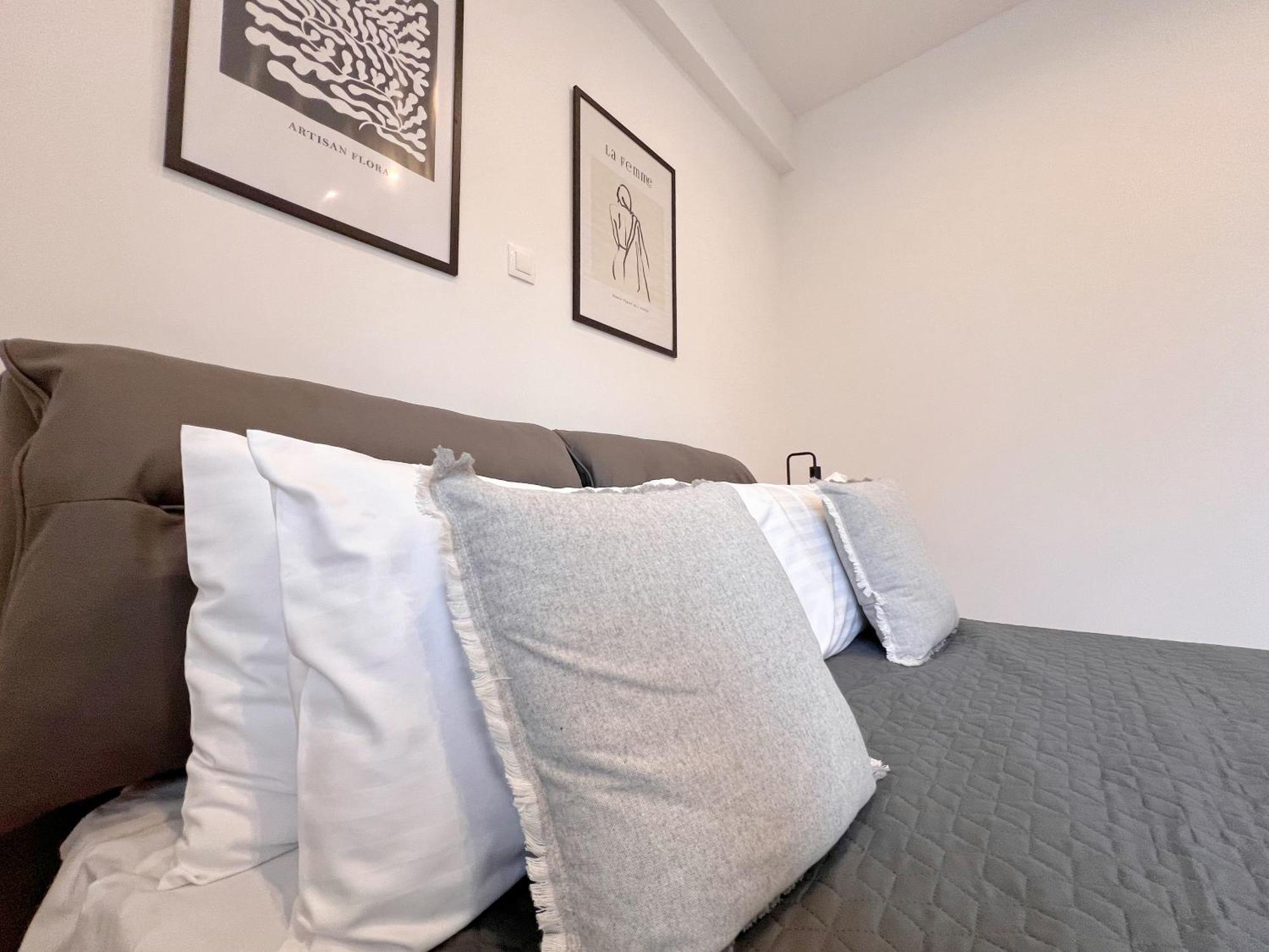 Wsd Amazing Luxury Boutique 2bd With Balcony Piraeus